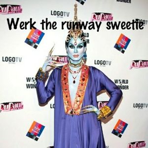 Final sales and great deals! L.A.M.B Michael kors